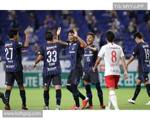 名古屋与鹿岛鹿角的激烈对决展现日本足球的魅力与激情
